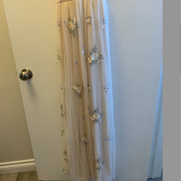 Lulu's Embroidered Cream MaxiDress - for Wedding Rehearsal or Engagement photos! - Picture 7 of 7